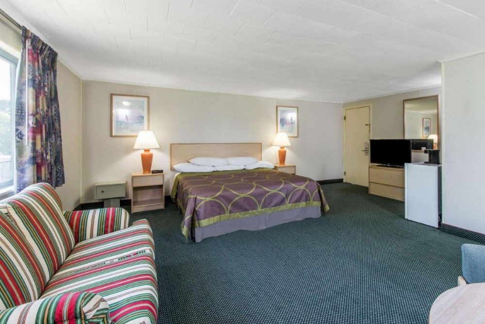 Super 8 by Wyndham W Yarmouth Hyannis/Cape Cod Image 11